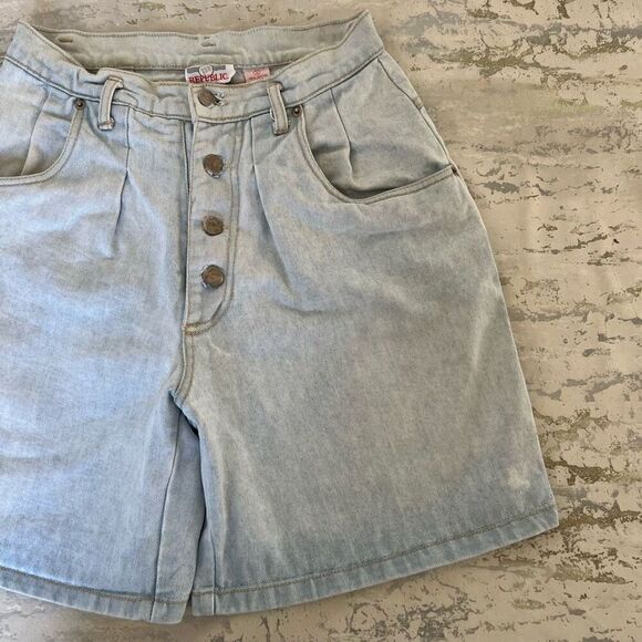 Denim Republic Vintage Pleated Front High Rise Denim Shorts - Picture 2 of 11